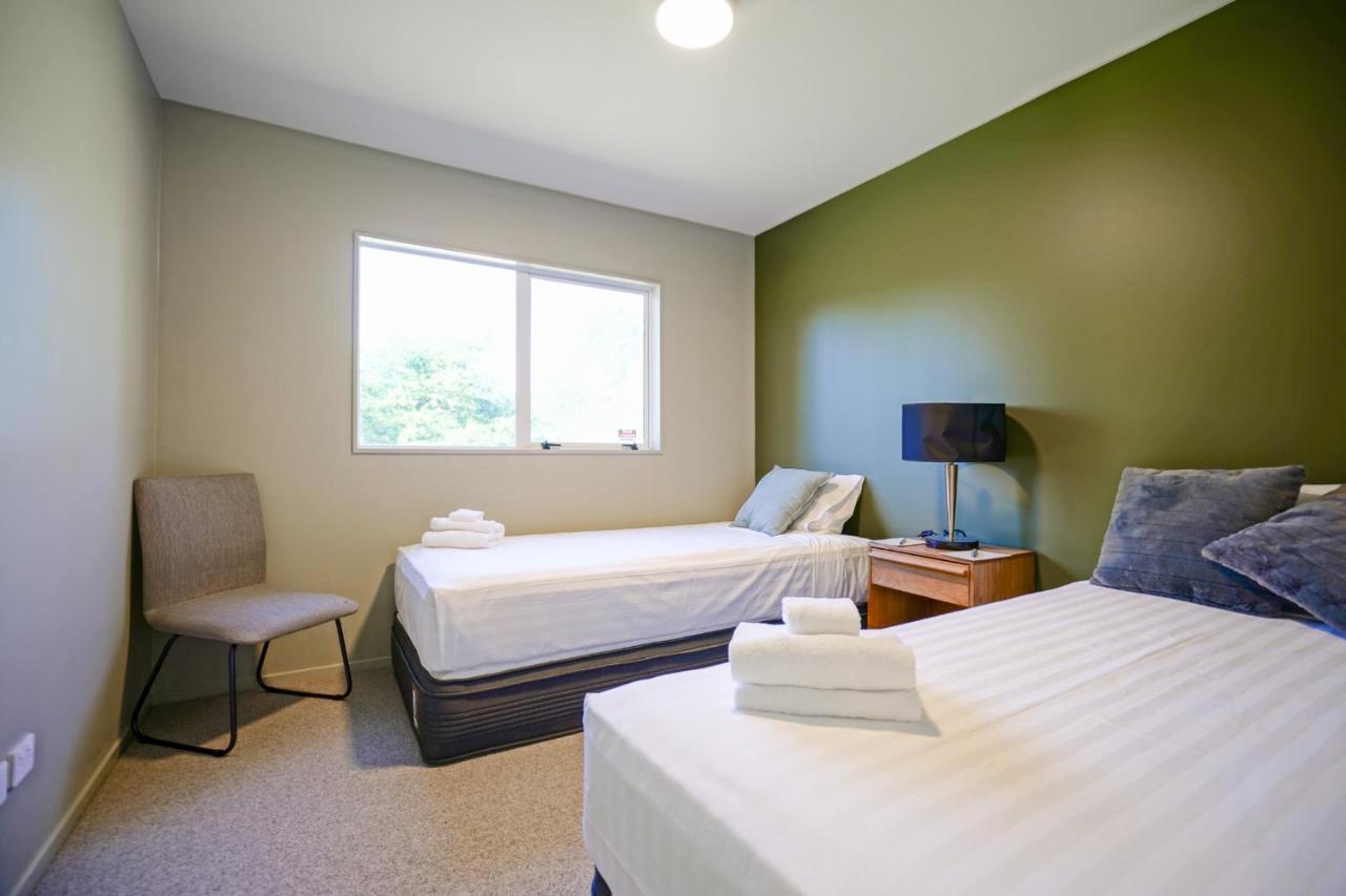 مارتينبوره Parehua Resort المظهر الخارجي الصورة A bedroom at the hotel
