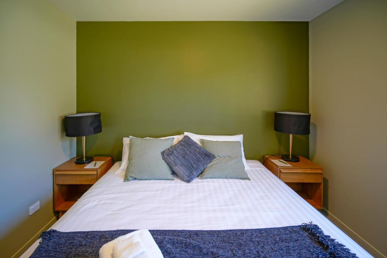 مارتينبوره Parehua Resort المظهر الخارجي الصورة A bedroom at the hotel